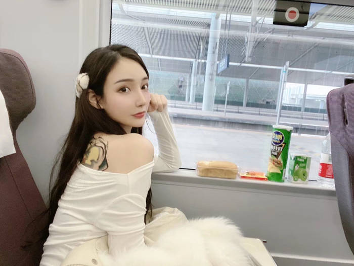 洛杉矶外围女全套服务