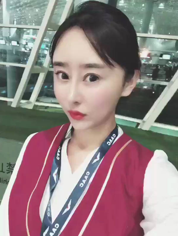 迪拜围经纪人微信